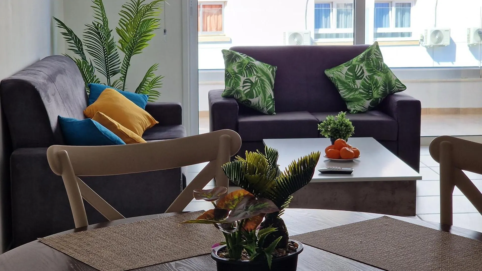 Appartement Tropical Paradise 200M From Finikoudes Beach Larnaca Cyprus